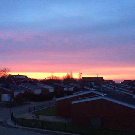 Ferienwohnung Huus Veertein Neuharlingersiel Exterior foto